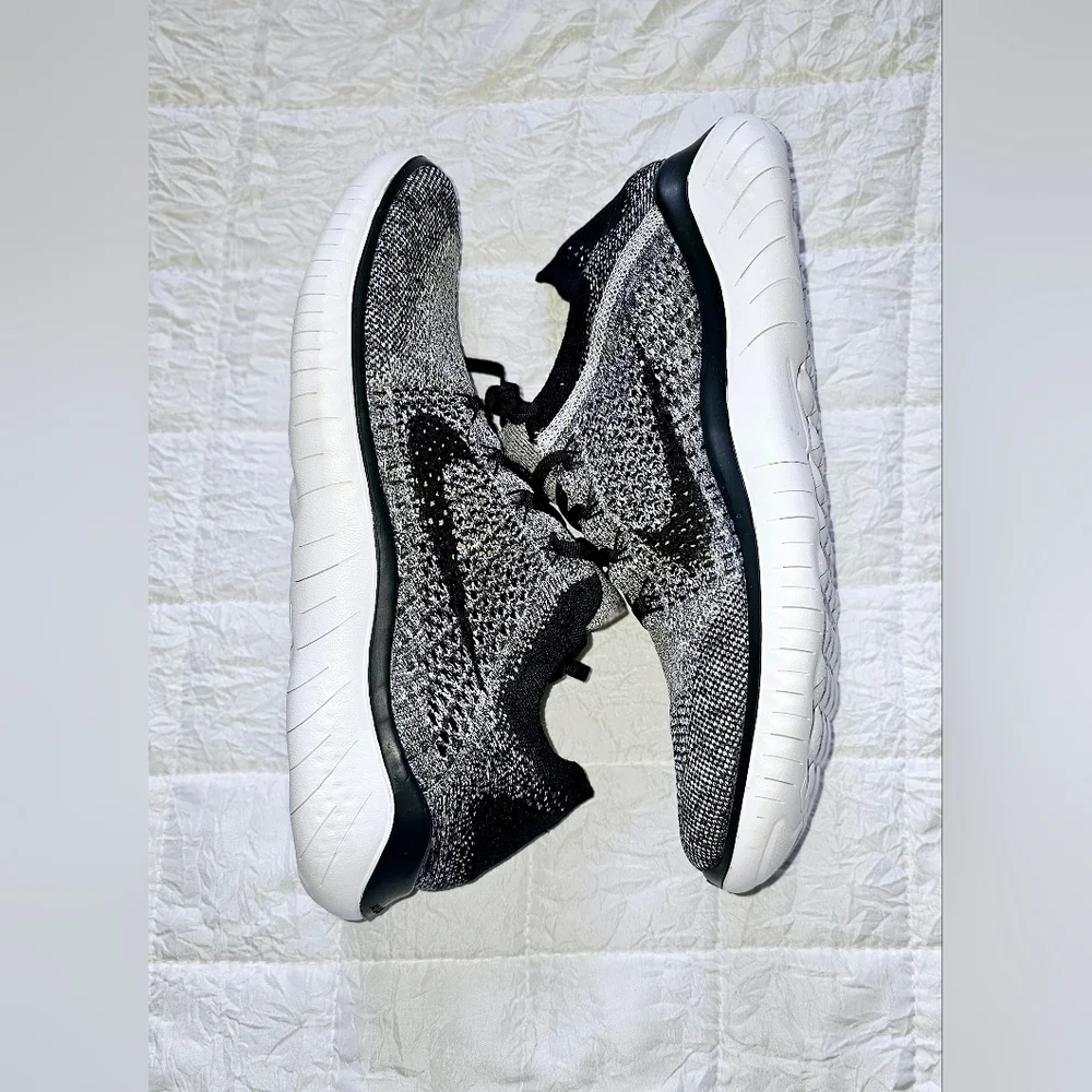 Nike Free Rn Flyknit 2018 White Black Running Shoes Men's 942838-101 Size 10 - Picture 8 of 12